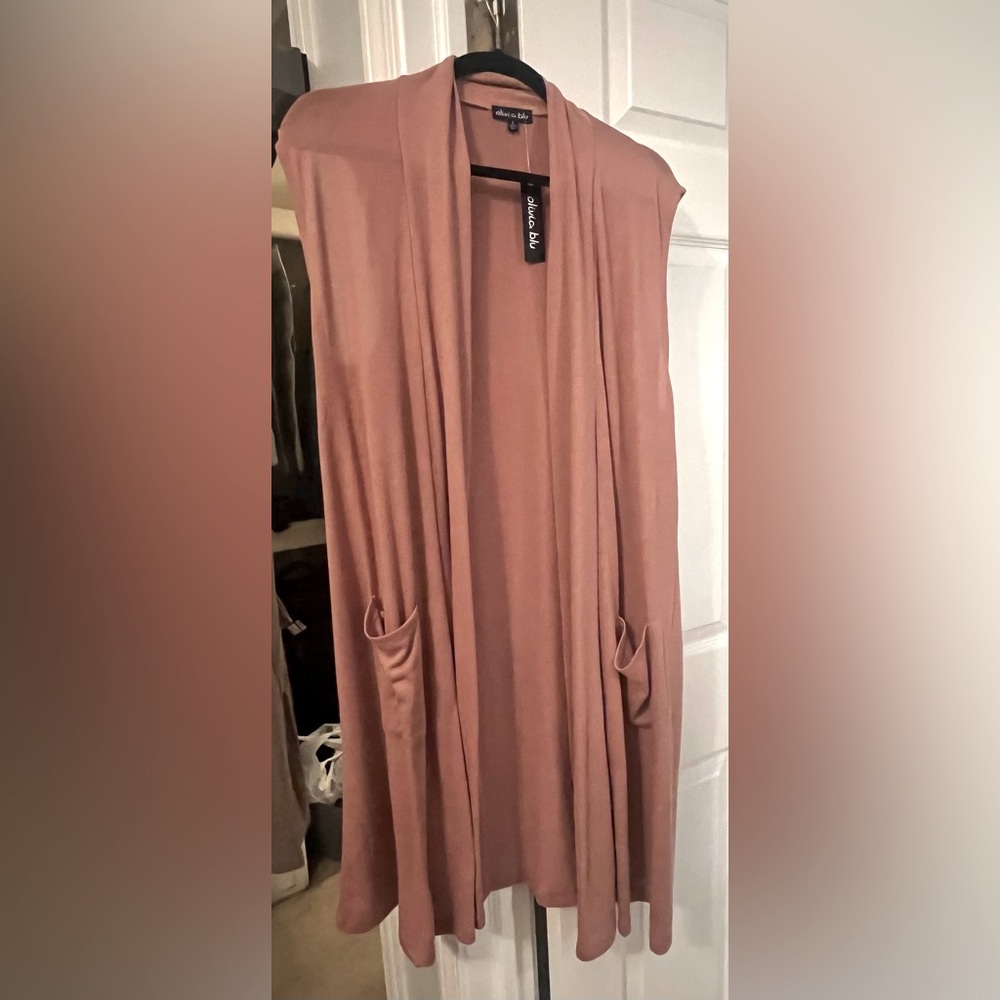 Olivia Blu Sleeveless cover up / Duster with pockets